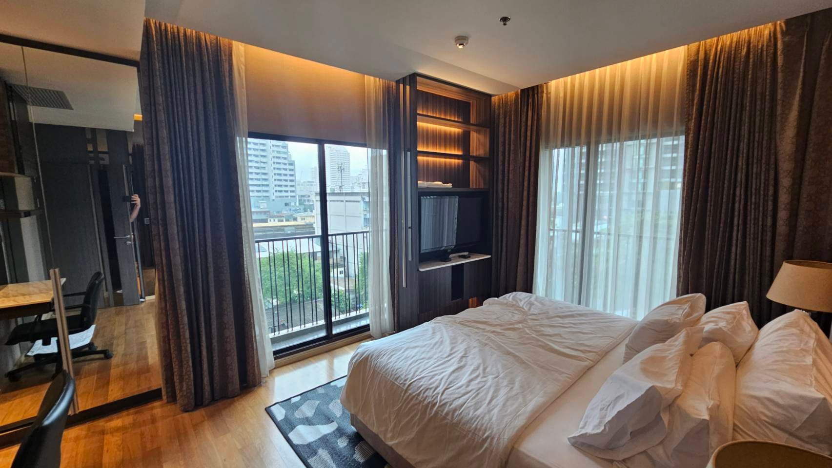 11111 – 269_bedroom.jpg