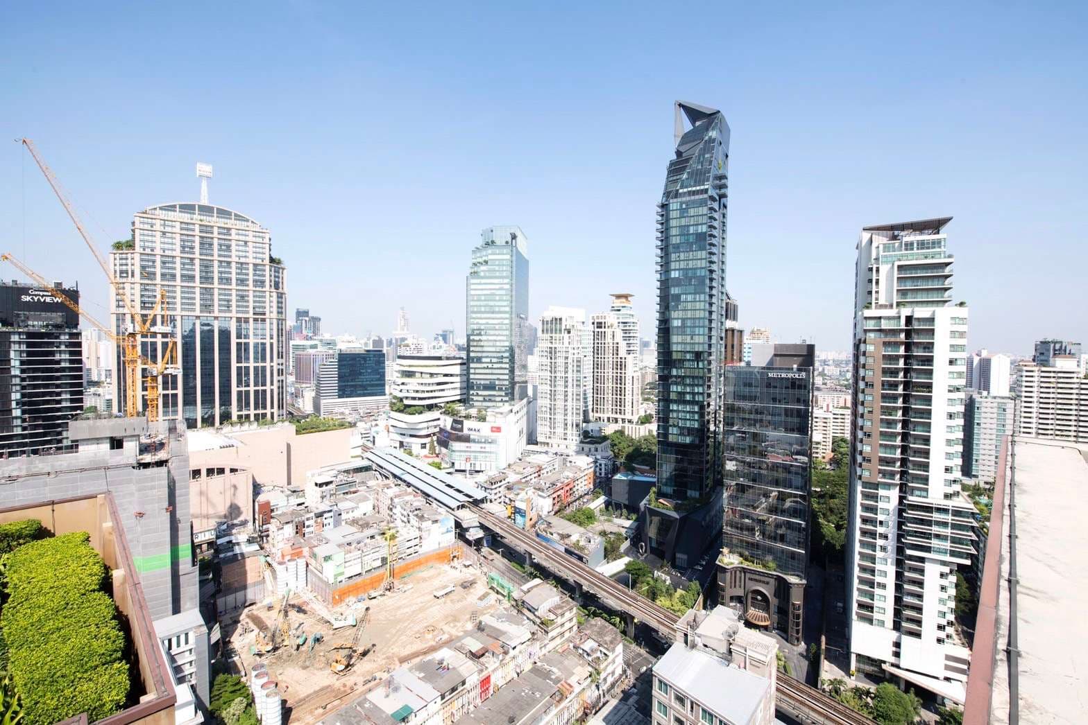 11118 – 625_terrace.jpg