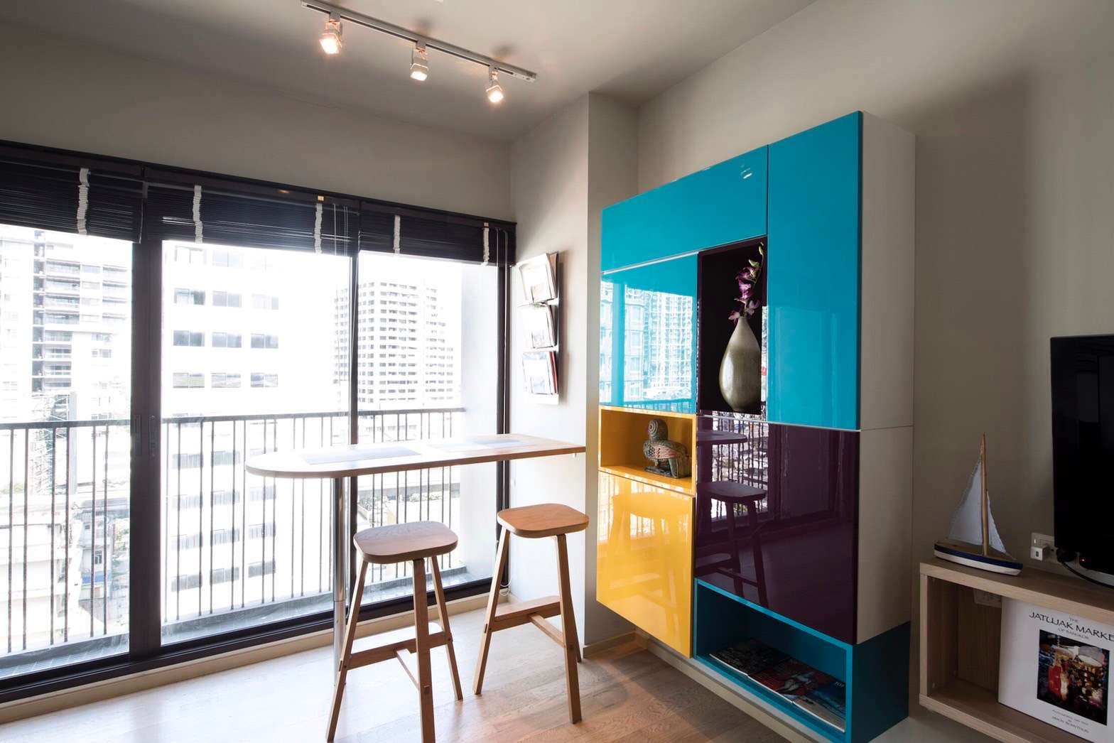 11118 – 726_other.jpg